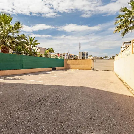 Apartment Stunning In Torrevieja
